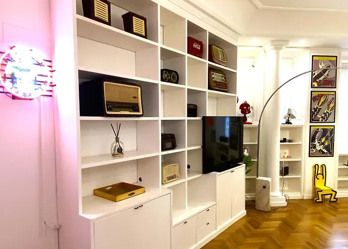 Vatican Modern Art Apartment *